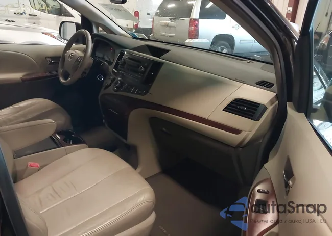 5TDDK3DC7BS005827: 44406967