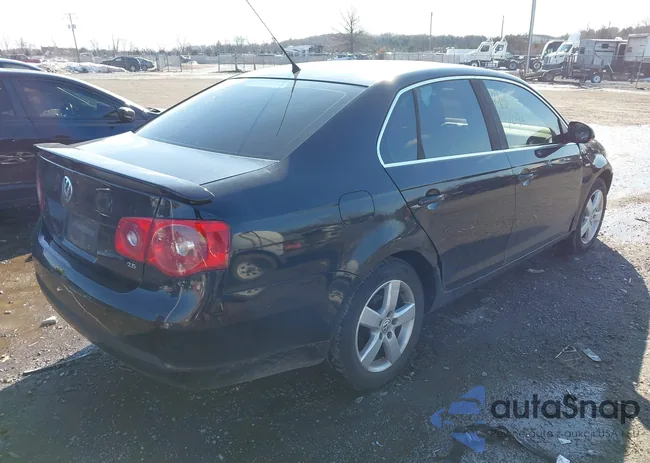 3VWEF71K27M089569: 44407046