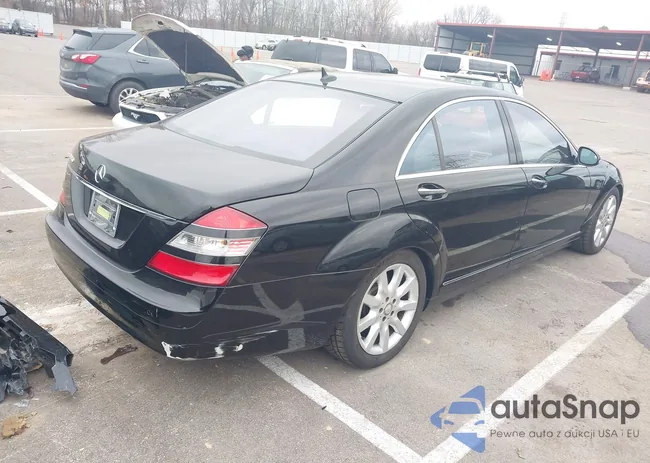 WDDNG71X18A160518: 44407113