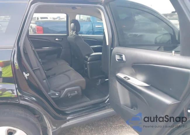 3C4PDCAB8HT558696: 44407127