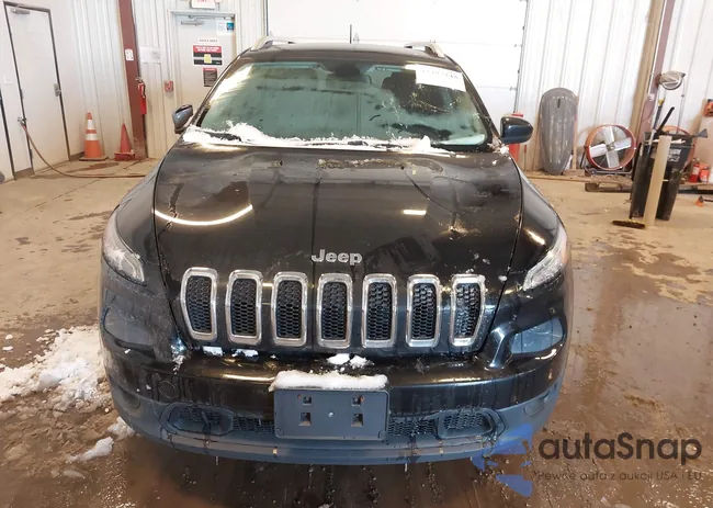 1C4PJMCS2EW152401: 44407245