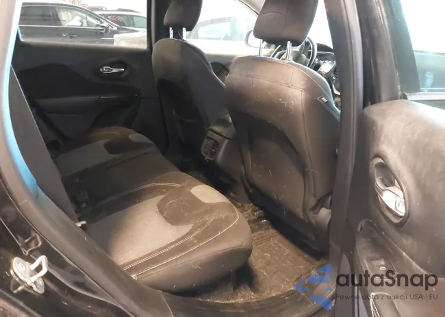 1C4PJMCS2EW152401: 44407245