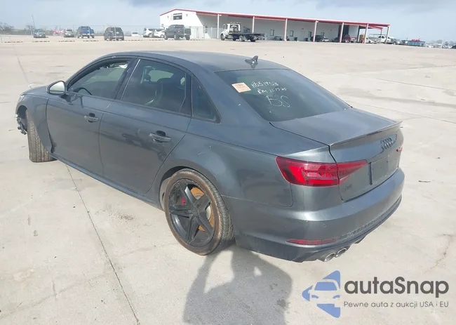 WAUB4AF46JA014152: 44407293