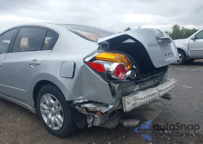 1N4AL2AP6CC193153: 44407320