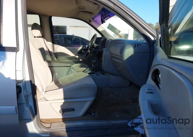 1GNDT13S672183292: 44407420