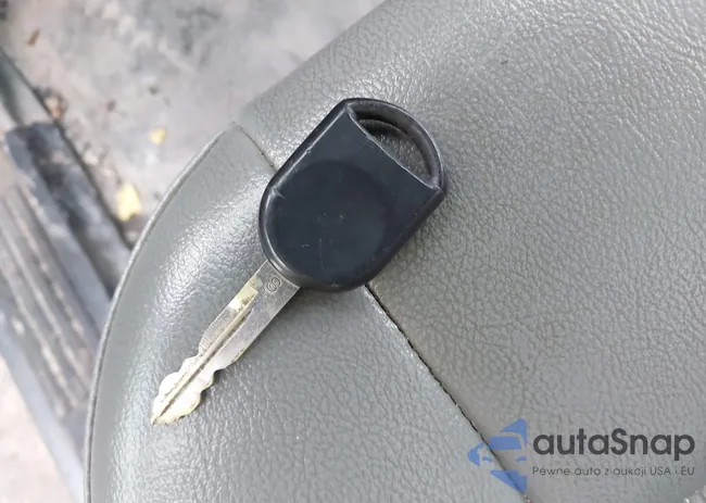 1FTYR10D58PA67553: 44406449