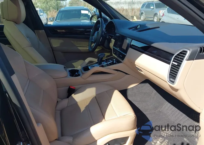 WP1AA2AY8PDA06020: 44406461