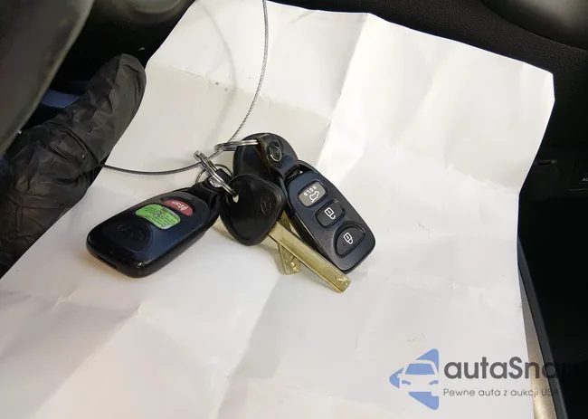 KMHTC6AD9CU044368: 44406483