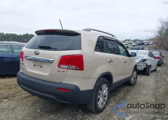 5XYKU4A29BG075152: 44406509