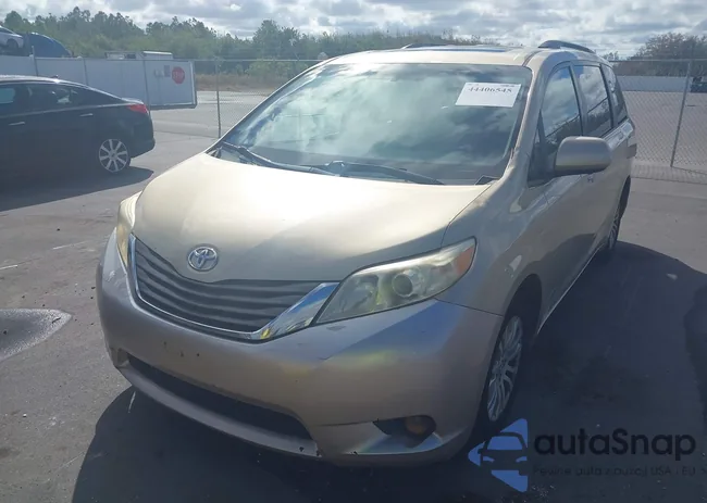 5TDYK3DC0BS120674: 44406545