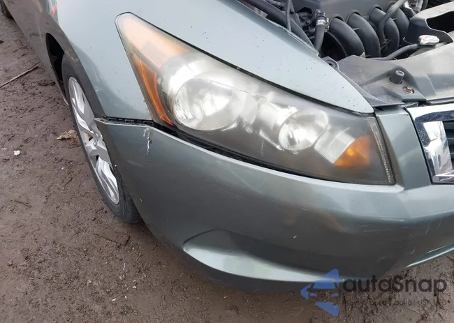 1HGCP268X8A084059: 44406570