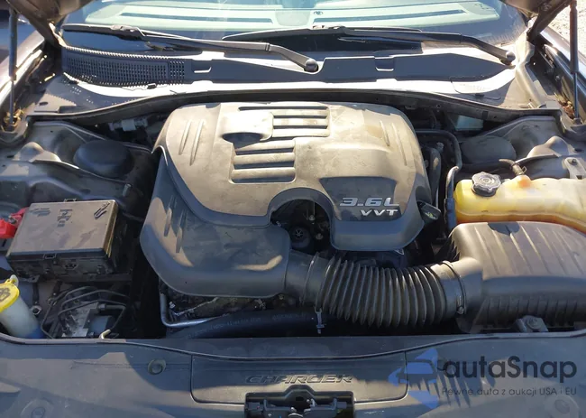 2C3CDXBG2KH744979: 44406575