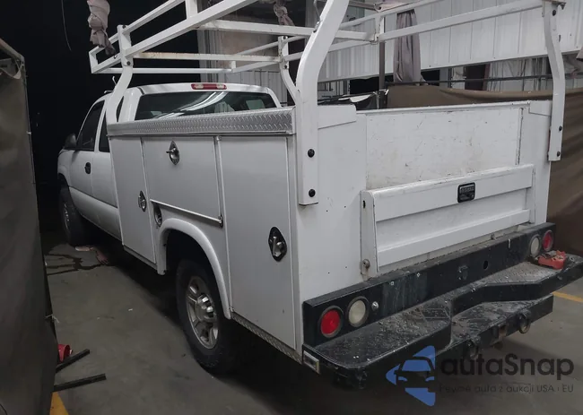 1GCHC29U86E180111: 44406594