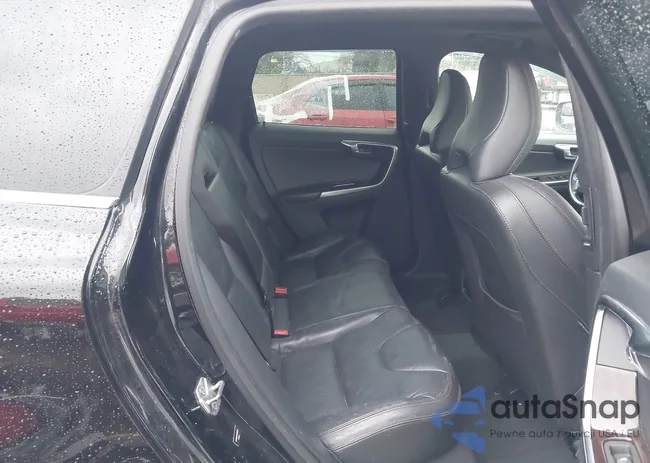 YV426MDC0F2593243: 44406612