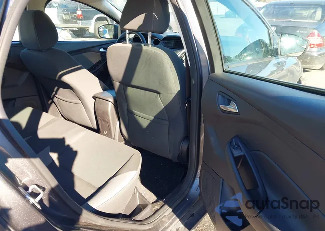 1FADP3F27DL203369: 44406757