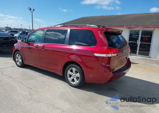 5TDKK3DC7CS211058: 44407940