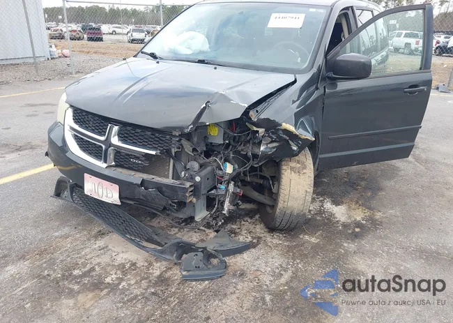 2C4RDGCG5CR180129: 44407941