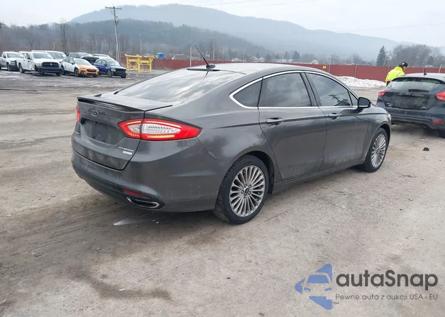 3FA6P0K9XGR346493: 44407944