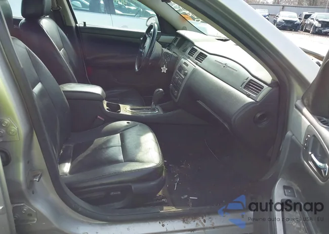 2G1WU583981338080: 44408025