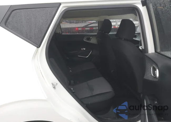 KNDJ23AU8M7142434: 44408029