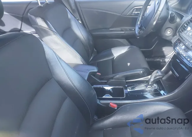 1HGCR2F59GA121665: 44408120