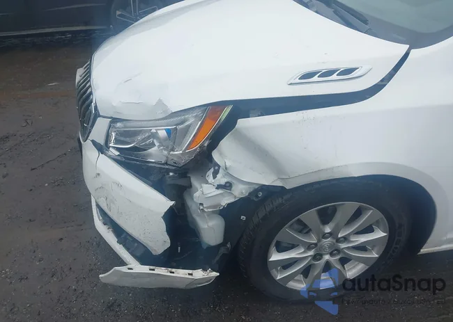 1G4GB5GR0GF246558: 44408198