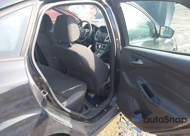 1FADP3F22DL232181: 44408251