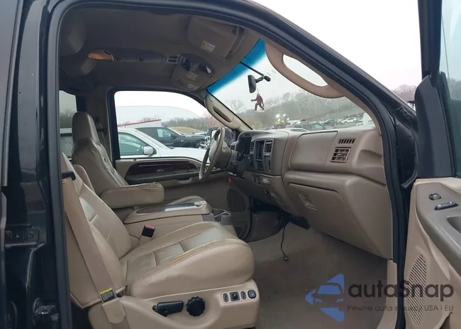 1FMSU41P85EA31129: 44408312