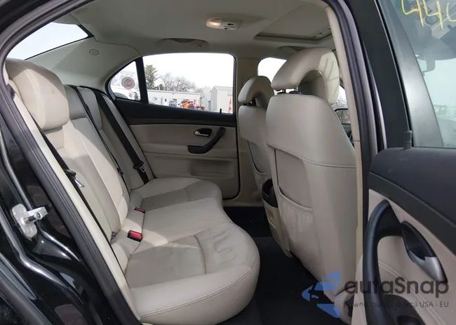 YS3FB49SX41057413: 44408361