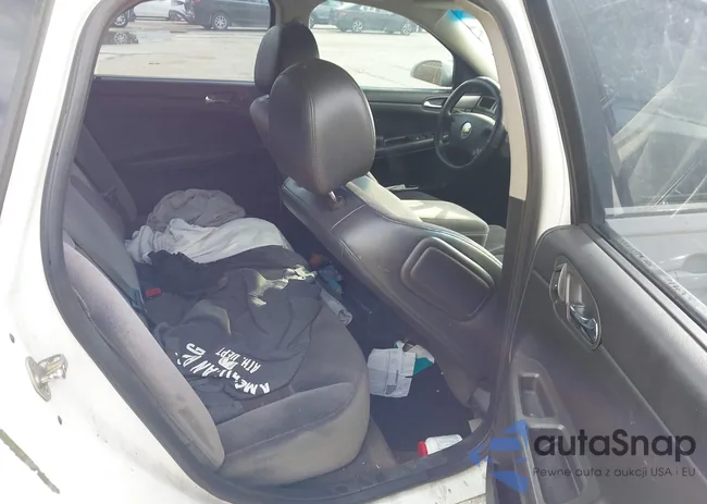 2G1WD5EMXB1204456: 44407437