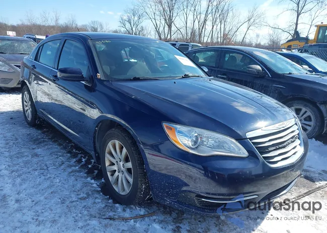 1C3CCBBBXDN706307: 44407482