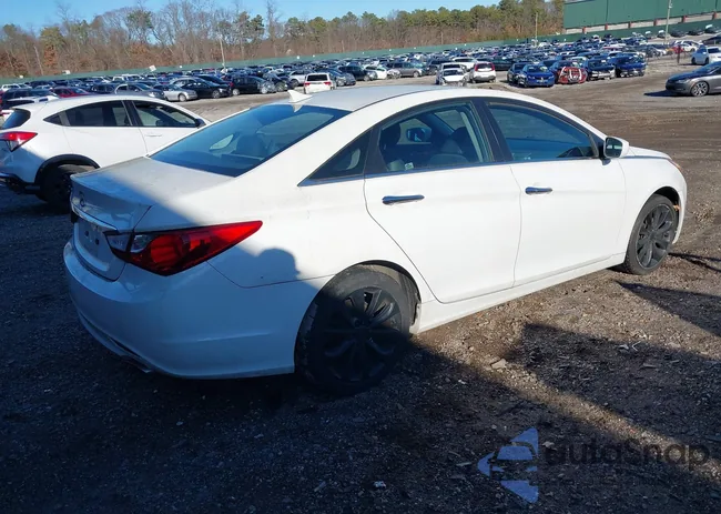 5NPEC4AC4BH232930: 44407561