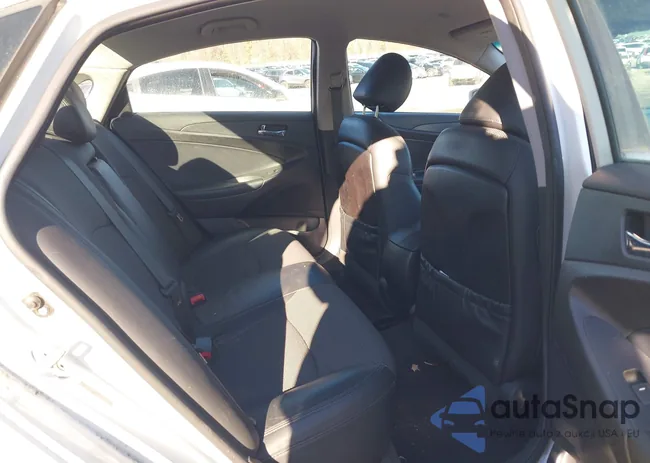 5NPEC4AC4BH232930: 44407561