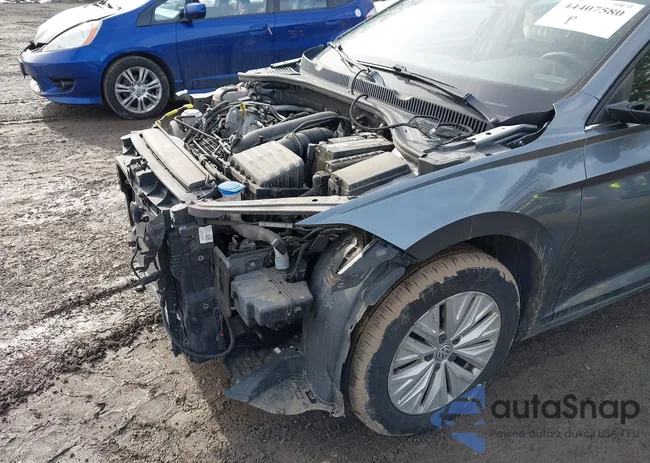 3VWCB7BU4LM031931: 44407580