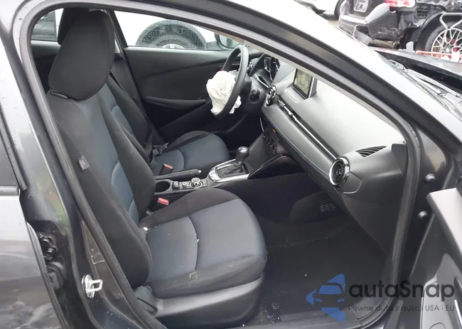 3MYDLBYV1HY153137: 44407613