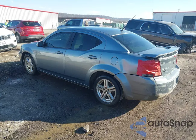 1B3LC56K98N559587: 44407736