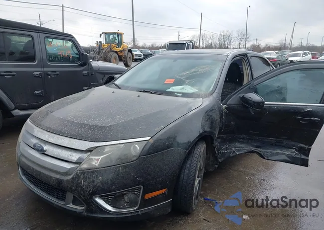 3FAHP0KC0AR173286: 44407767