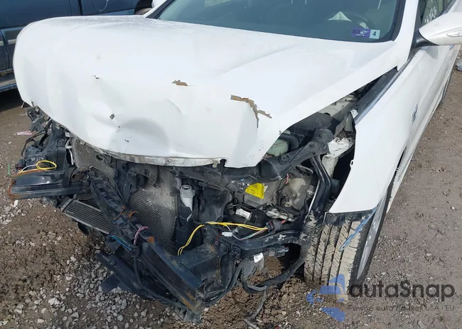 KMHEC4A4XCA059282: 44407784