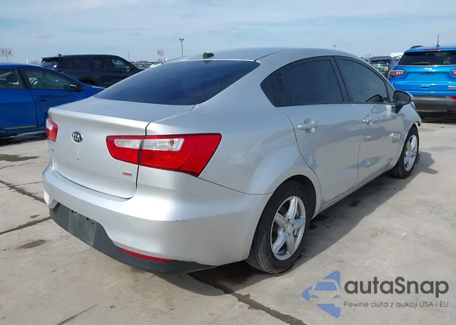 KNADM4A34G6596773: 44408925