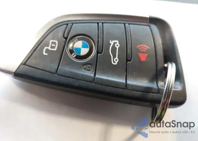 5UX43DP09R9T83630: 44408998