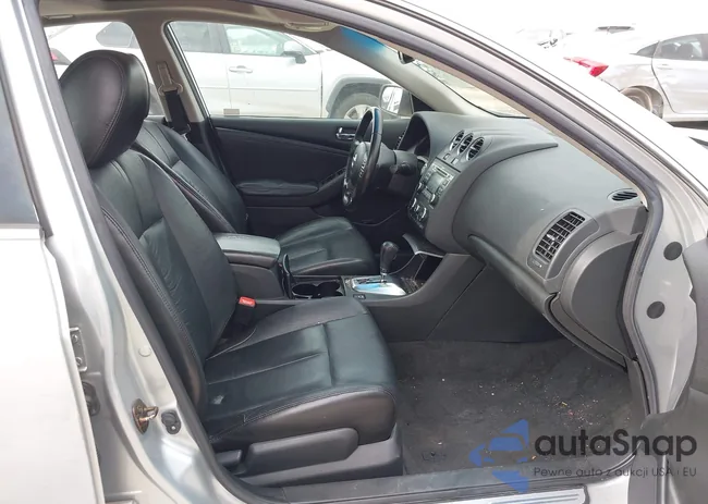 1N4AL2AP5AN467637: 44409010