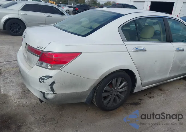 1HGCP3F85BA031072: 44409060