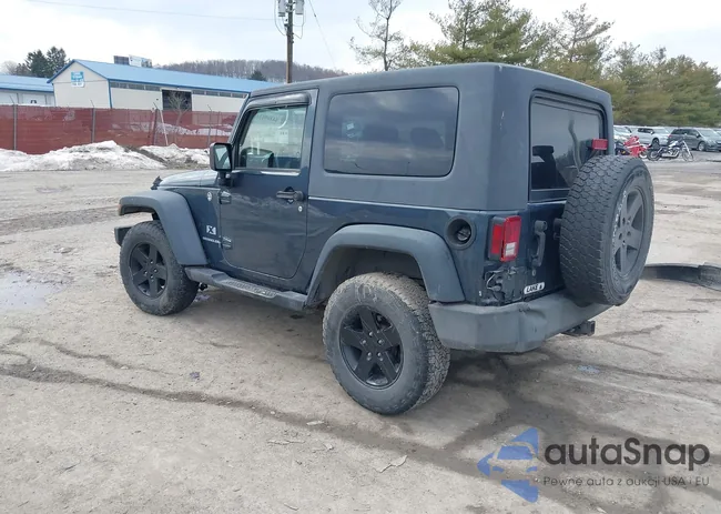 1J4FA24108L594731: 44409116