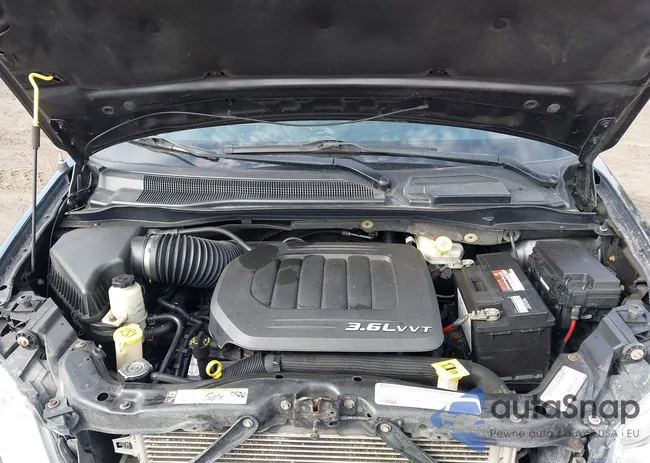 2C4RDGEG2CR158666: 44409135