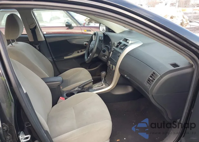 5YFBU4EE2DP111749: 44409185