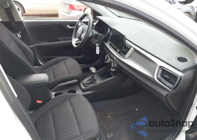 3KPA24AD6NE481653: 44409214