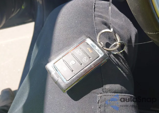 1C4RJKBG3P8101698: 44409220