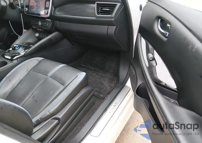 1N4BZ1DV3MC552645: 44409293