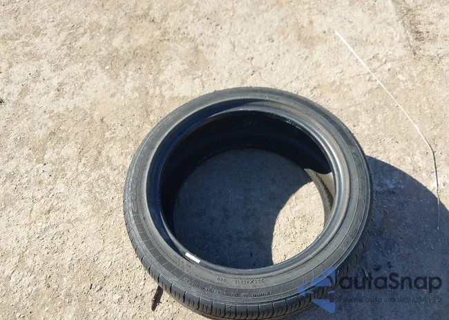 1HGCR2F50DA060928: 44409314