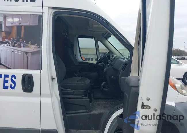 3C6TRVCD9FE505864: 44409413